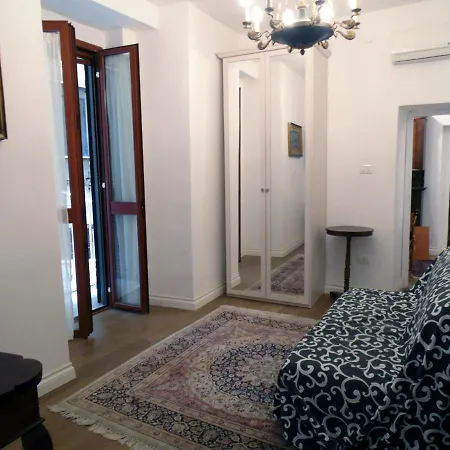 Charme Napoletano Spagnoli * Napoli